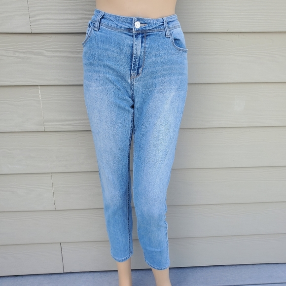 Kensie Jeans Effortless Ankle Midrise 